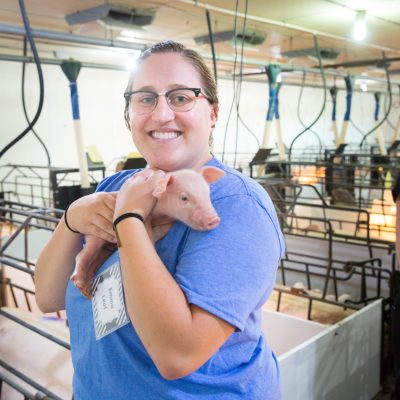 “Emma participated in the Minnesota One Health Antibiotic Stewardship Collaborative during her fellowship. Emma helped coordinate a professional exchange at a swine facility to see how antibiotics are used in swine production. During the event, attendees were given an overview of the farm, swine production and genetics, antibiotic use on hog farms, manure management, audit preparations, and the veterinary feed directive, as well as a tour of the sow barns." Emma Leof - CSTE AEF Class 15 Fellow